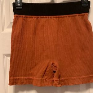 New without tags Free People Prajna shorts in Toasted Coconut Color M/L